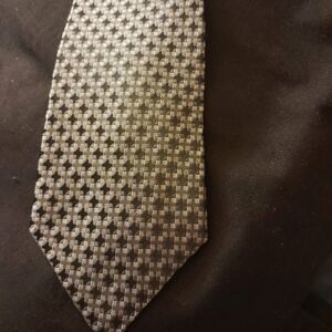 NWT RBM Stain Resistant All Silk Tie